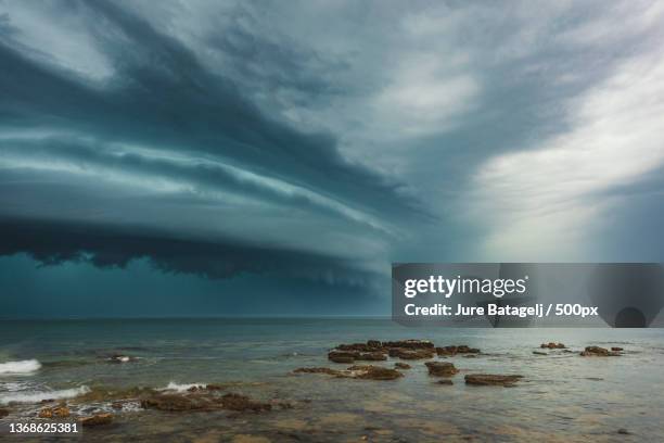 The Destroyer Scenic View Of Sea Against Storm Clouds, Foto de stock