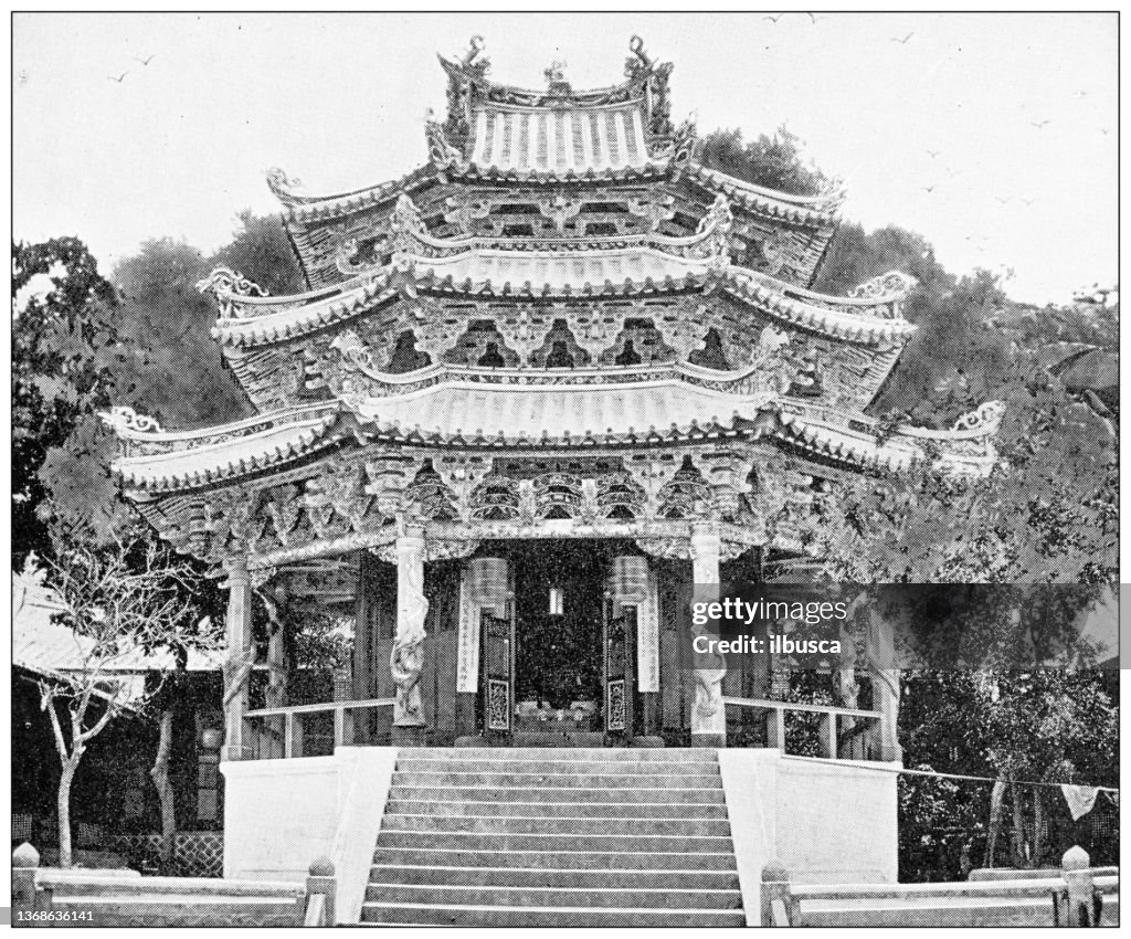 Antique travel photographs of China and Hong Kong: Temple
