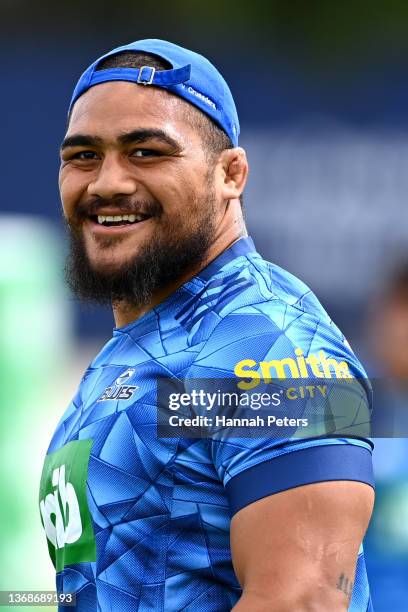 Ofa Tu'ungafasi runs through drills during a Blues training session at Blues HQ on February 05, 2022 in Auckland, New Zealand.