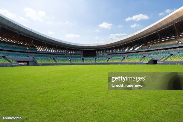 soccer stadium - empty arena foto e immagini stock