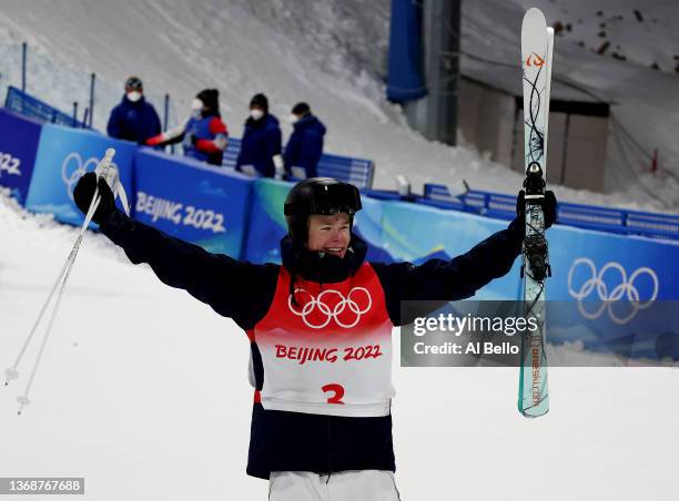 Walter Wallberg of Team Sweden celebrates winning the gold medal after the Men's Freestyle Skiing Moguls Final on Day 1 of the Beijing 2022 Winter...