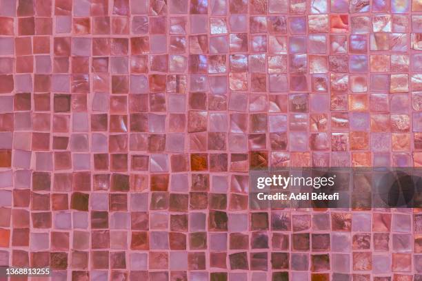 full frame shot of pink mosaic wall - baldosa fotografías e imágenes de stock
