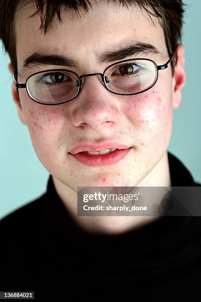 xl worried teen boy - headshot of a teen boy stockfoto's en -beelden