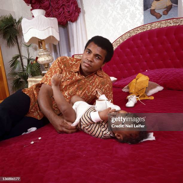 Muhammad J R Muhammad Ali Jr Son Of Muhammad Ali Photos and Premium High Res ...