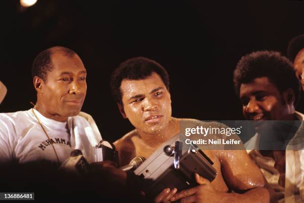 Muhammad Ali Rtpnd Professional Boxing Record Of Muhammad Ali Photos and Premium High Res ...