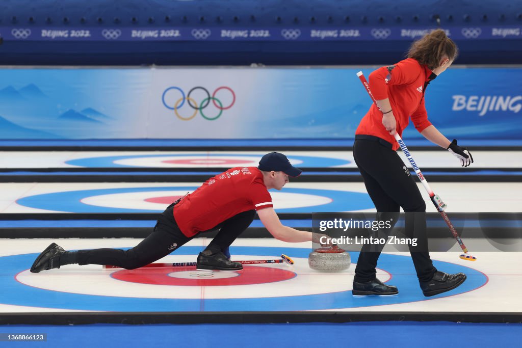 Curling - Beijing 2022 Winter Olympics Day 2