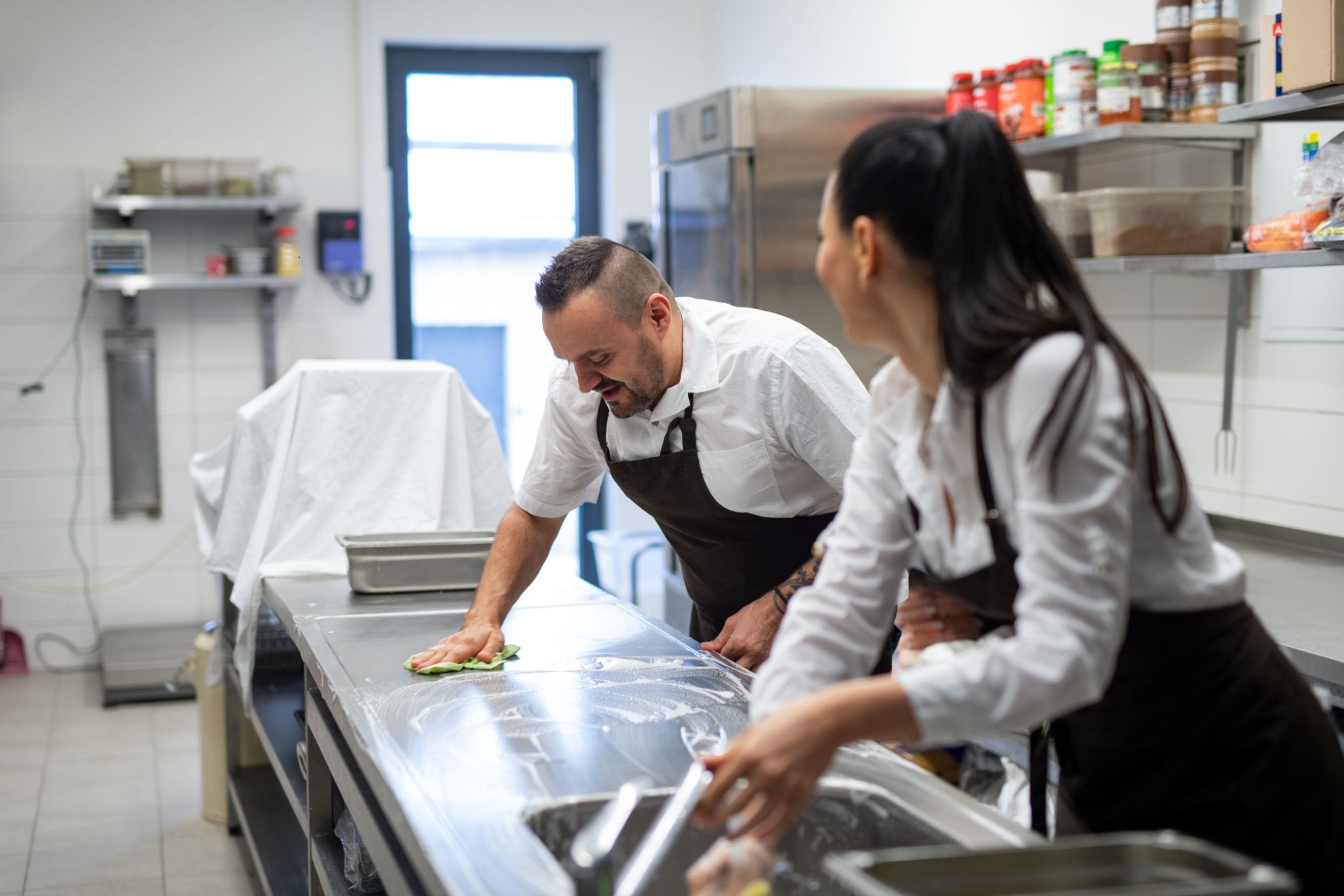 clean restaurant