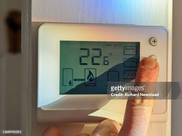 thermostat control - water heater bildbanksfoton och bilder