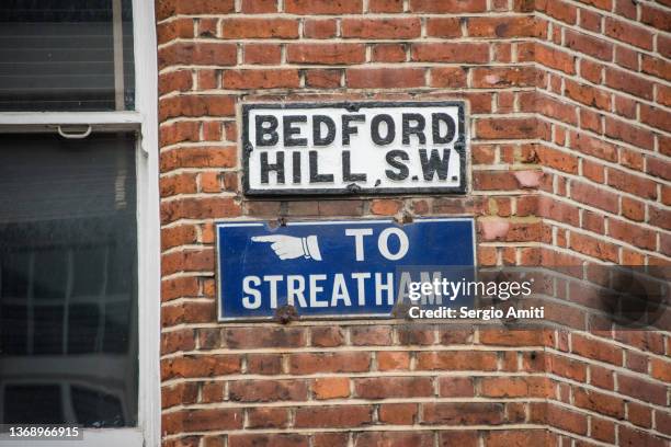 “bedford hill” “to streatham” signs - streatham 個照片及圖片檔