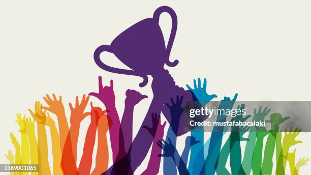 ilustrações, clipart, desenhos animados e ícones de braços de arco-íris levantados com troféu - campeão esportivo