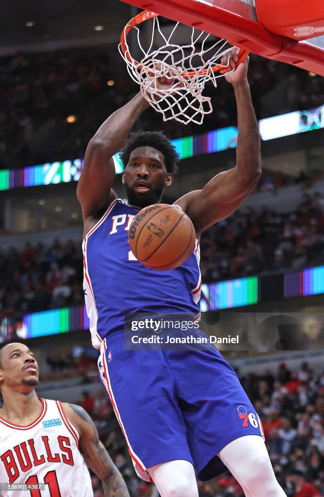 Embiid, Curry lead short-handed 76ers past DeRozan, Bulls National News -  Bally Sports