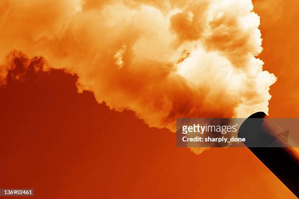 air pollution - coal wind stockfoto's en -beelden