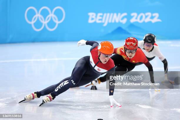Suzanne Schulting of Team Netherlands competes during the Women's 500m Quarterfinals on day three of the Beijing 2022 Winter Olympic Games at Capital...