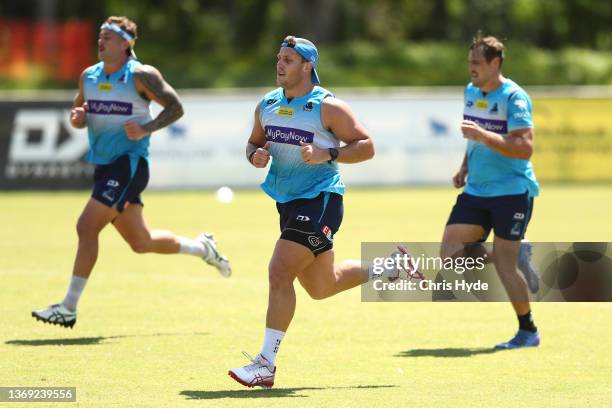 Jarrod Wallace is runs during a Gold Coast Titans NRL training session at IKON High Performance Centre on February 08, 2022 in Gold Coast, Australia.