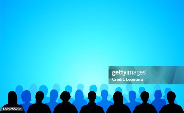 stockillustraties, clipart, cartoons en iconen met crowd on blue - achterhoofd