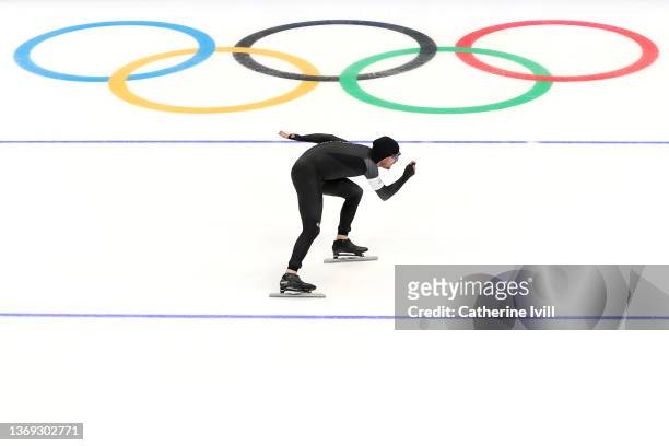 Peter Michael of Team New Zealand skates during the Men's 1500m on day four of the Beijing 2022 Winter Olympic Games at National Speed Skating Oval...