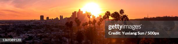 palm angeles,panoramic view of buildings against sky during sunset,los angeles,california,united states,usa - cidade de los angeles - fotografias e filmes do acervo