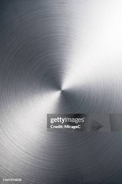 circular brushed metal texture - steel surface foto e immagini stock