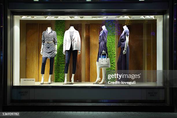 fashion dummies - display stockfoto's en -beelden