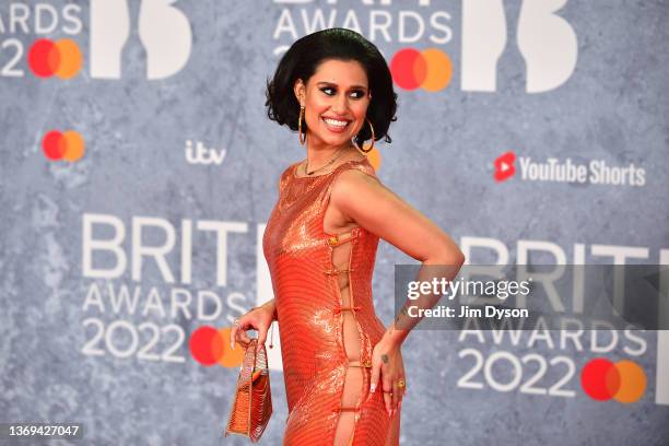 Raye England Raye Photos and Premium High Res Pictures - Getty Images