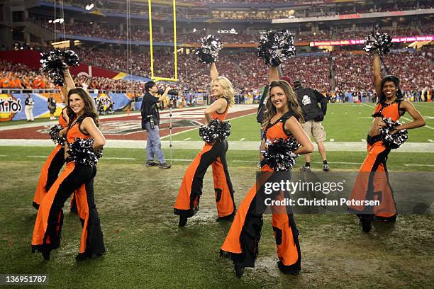 1,064 Oklahoma State Cheerleaders Photos and Premium High Res Pictures -  Getty Images