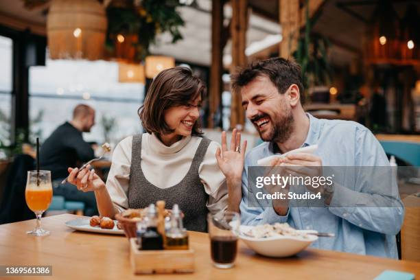 having a great lunch and time with you - restaurante imagens e fotografias de stock