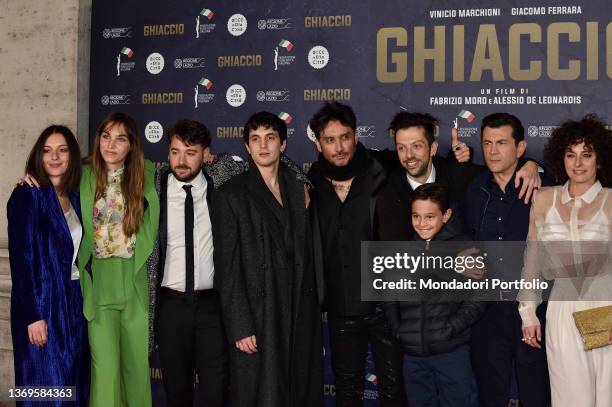 The cast Sara Cardinaletti, Beatrice Bartoni, Emanuele Propizio, Giacomo Ferrara, Fabrizio Moro, Alessio De Leonardis, Vinicio Marchioni and Lidia...