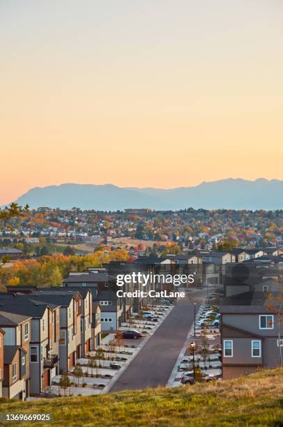 residential area with multiple homes in colorado, usa at sunrise - cul de sac stock pictures, royalty-free photos & images