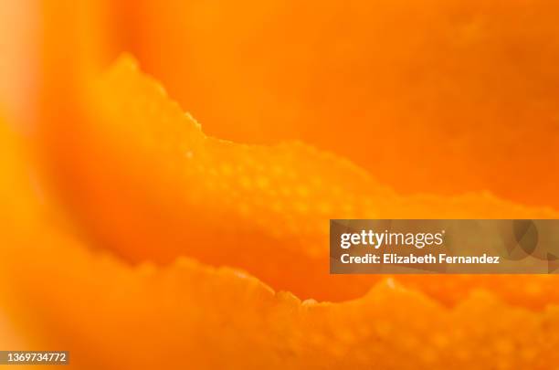 orange peel - fruit exotique photos et images de collection