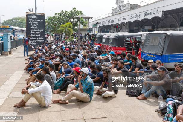 students protest at colombo railway station - strike action stock pictures, royalty-free photos & images