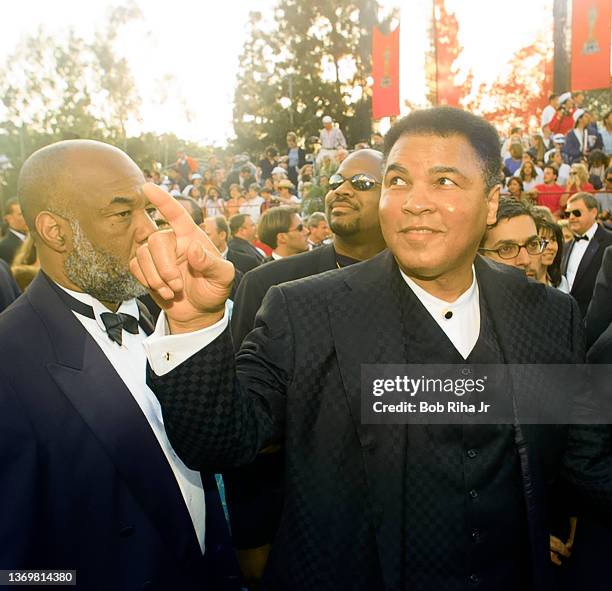 Muhammad J R 391 photos et images haute résolution de Muhammad Ali Jr Son Of ...