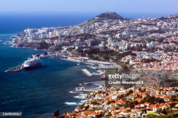 portugal, madeira, funchal, view of coastal city - funchal imagens e fotografias de stock