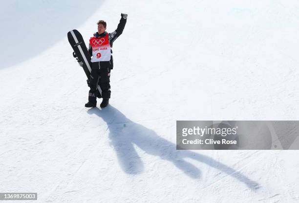 Shaun White of Team United States waves to spectators after finishing fourth during the Men's Snowboard Halfpipe Final on day 7 of the Beijing 2022...