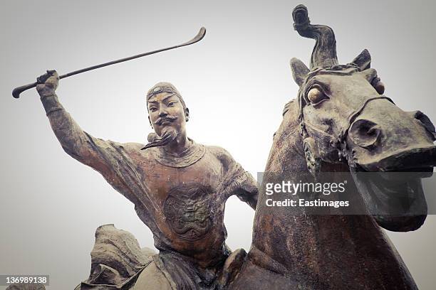 statue of ancient chinese emperor - ancient china stock pictures, royalty-free photos & images