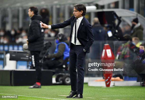 Simone Inzaghi head coach of FC Internazionale gestures during the Coppa Italia match between FC Internazionale and AS Roma at Stadio Giuseppe Meazza...