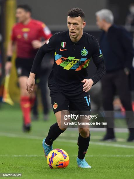 Ivan Perisic of FC Internazionale in action during the Coppa Italia match between FC Internazionale and AS Roma at Stadio Giuseppe Meazza on February...