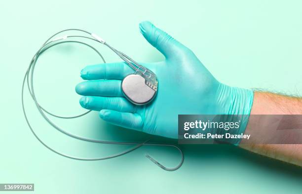 Generic Pacemaker Image 1 267 Pacemaker Photos et images haute résolution - Getty Images