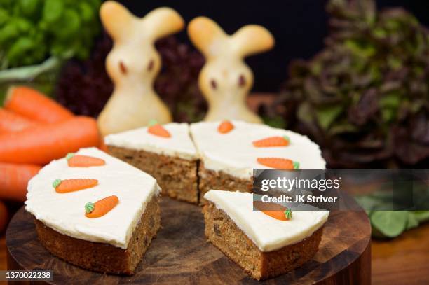 carrot cake with bunny - carrot cake stock pictures, royalty-free photos & images