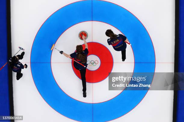 EunJung Kim of Team Korea competes against Team ROC during the Women's Round Robin Curling Session on Day 8 of the Beijing 2022 Winter Olympic Games...