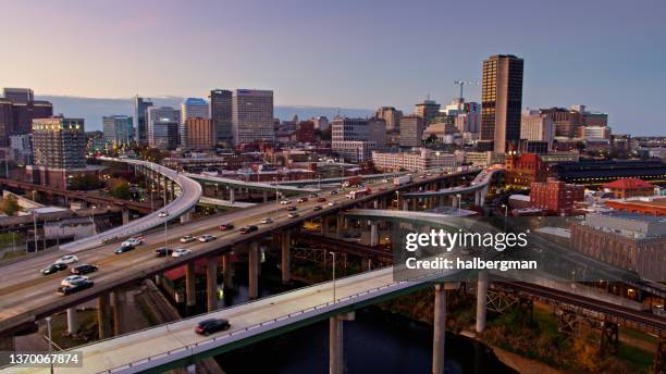 twilight in richmond, virginia - aerial - interstate 95 stock pictures, royalty-free photos & images