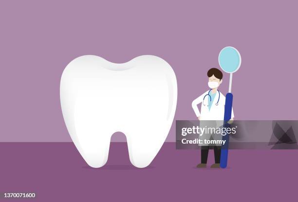 stockillustraties, clipart, cartoons en iconen met dentist check-up a tooth with a mouth mirror - menselijke mond