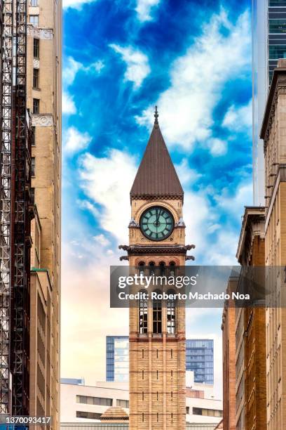 old city hall in toronto - altes rathaus toronto stock-fotos und bilder