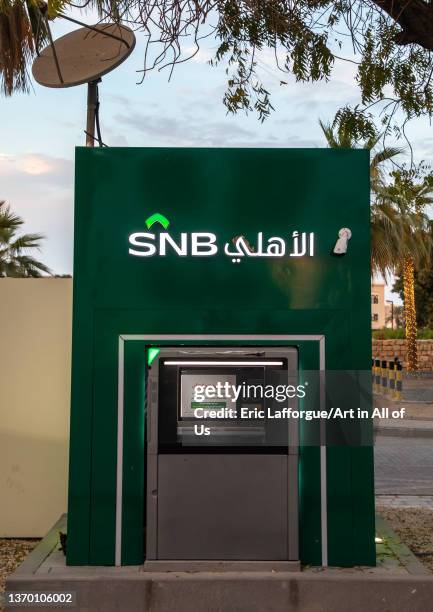 3,177 Arab Banking Stock Photos, High-Res Pictures, and Images - Getty ...