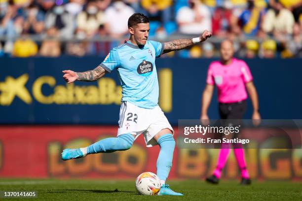 Santi Mina of Celta de Vigo shoots a penalty and its saved by Jeremias Ledesma of Cadiz CF during the LaLiga Santander match between Cadiz CF and RC...