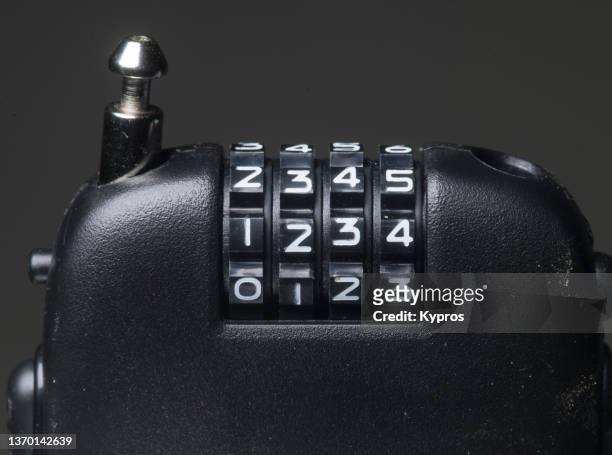combination luggage lock - safe lock stock pictures, royalty-free photos & images