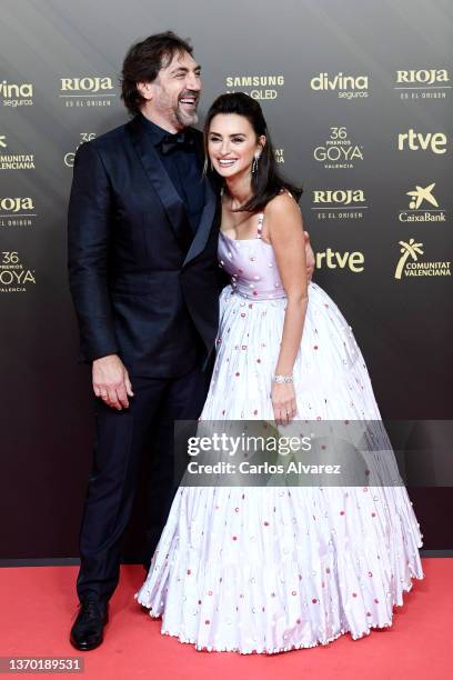 Javier Bardem and Penelope Cruz attend Goya Cinema Awards 2022 red carpet at Palau de les Arts on February 12, 2022 in Valencia, Spain.