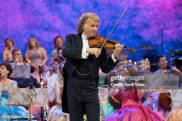 Andre Rieu Gallery Andre Rieu Photos Photos and Premium High Res Pictures - Getty Images