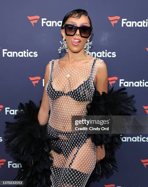 Doja Cat attends Michael Rubin's 2022 Fanatics Super Bowl Party on February 12, 2022 in Culver City, California.