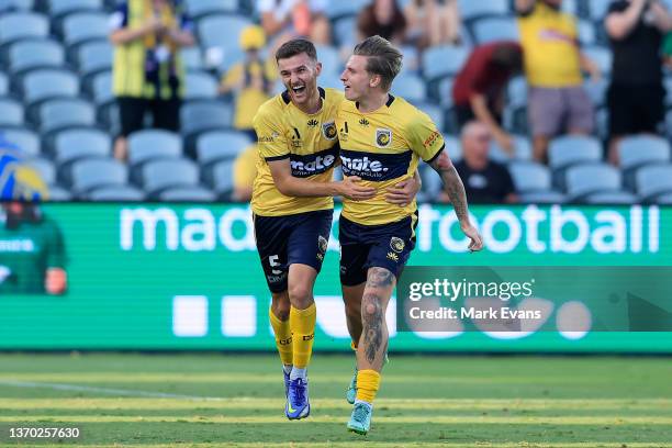 Jason Cummings of the Mariners celebrates a goal with Noah Smith of the Mariners during the round 14 A-League men's match between Central Coast...