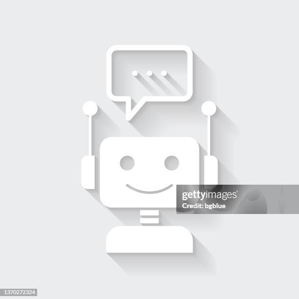 chatbot mit sprechblase. icon mit langem schatten auf leerem hintergrund - flat design - robot stock-grafiken, -clipart, -cartoons und -symbole